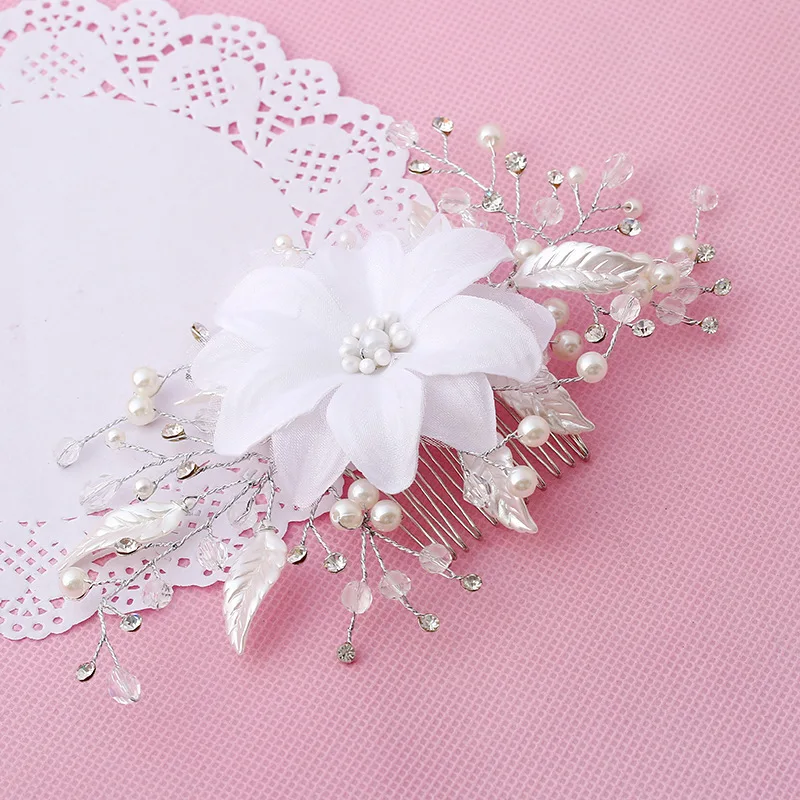Bride Crystal Hair Comb Elegant White Flower Handmade Heranium Pearl Hair Accessories For The Wedding Party Jewelry Headdress
Bride Crystal Hair Comb Elegant White Flower Handmade Heranium Pearl Hair Accessories For The Wedding Party Jewelry Headdress