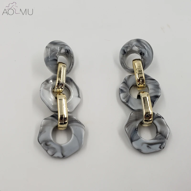 AOMU 2019 Bohemia Marble Pattern Acrylic Circle Metal Link Chain Geometric Polygon Resin Acetate Long Drop Earrings for Women
AOMU 2019 Bohemia Marble Pattern Acrylic Circle Metal Link Chain Geometric Polygon Resin Acetate Long Drop Earrings for Women