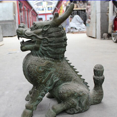 006697 24" Old Chinese Folk Feng Shui Bronze Dragon Kylin Kirin Beast Statue Sculpture
006697 24" Old Chinese Folk Feng Shui Bronze Dragon Kylin Kirin Beast Statue Sculpture