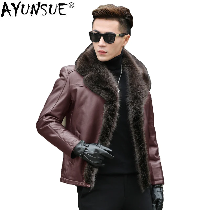 AYUNSUE Men Autumn Winter Racoon Fur Collar Second Layer of Sheepskin Coat for Men Wool Fur Liner Jacket HD5188 KJ1121
AYUNSUE Men Autumn Winter Racoon Fur Collar Second Layer of Sheepskin Coat for Men Wool Fur Liner Jacket HD5188 KJ1121