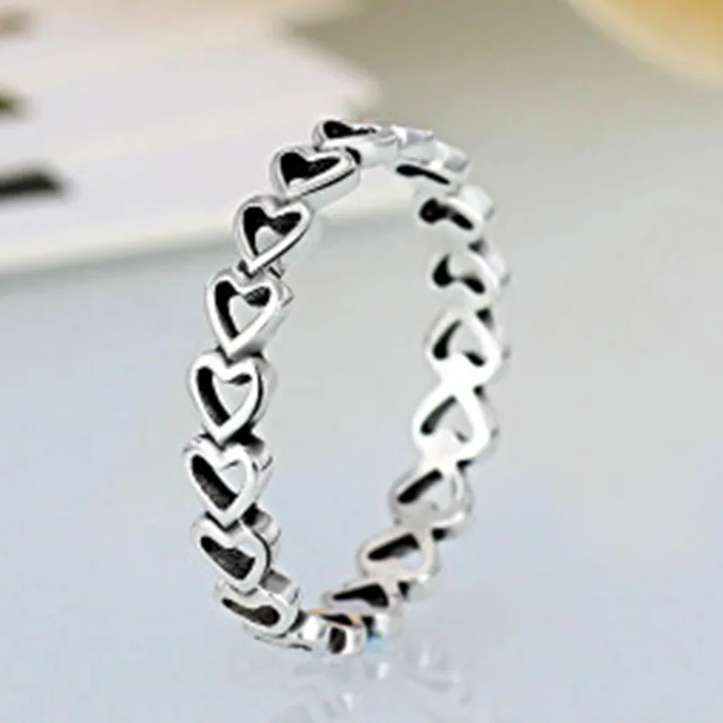 2019 New Vintage Hollow Heart Shaped Wedding Rings For Women Lovers Retro Silver Color Cubic rings Anniversary gift jewerly
2019 New Vintage Hollow Heart Shaped Wedding Rings For Women Lovers Retro Silver Color Cubic rings Anniversary gift jewerly