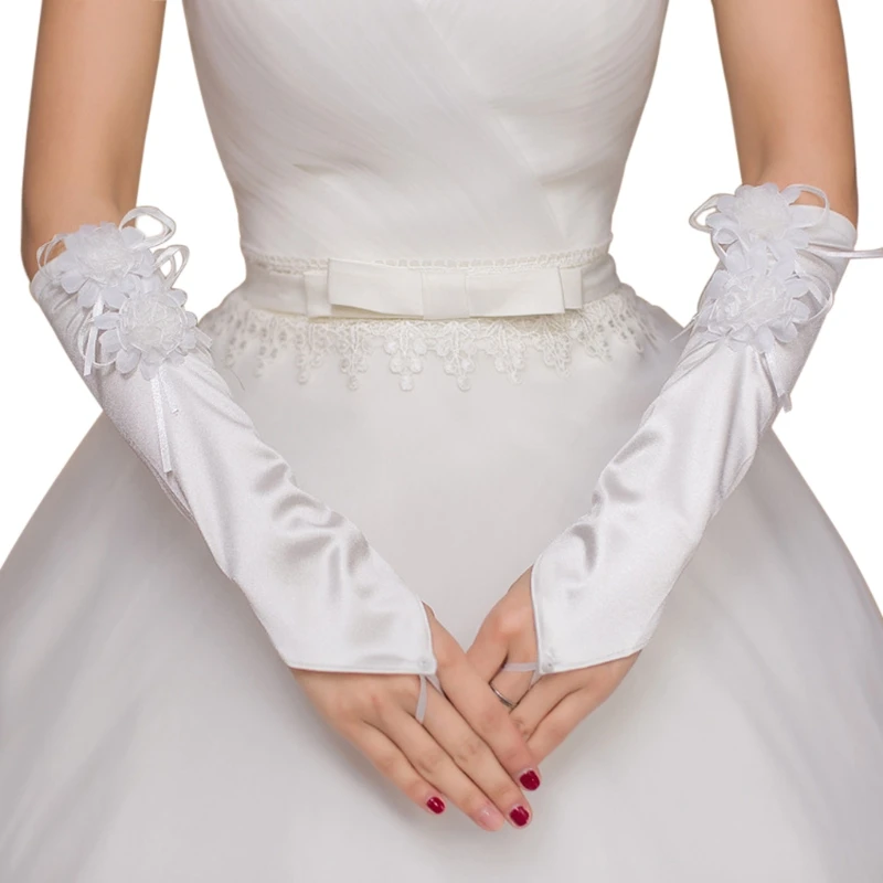 Free shipping Wedding Fingerless Bridal Short Gloves Lace Floral Heart Rhinestone Bowknot Soft
Free shipping Wedding Fingerless Bridal Short Gloves Lace Floral Heart Rhinestone Bowknot Soft