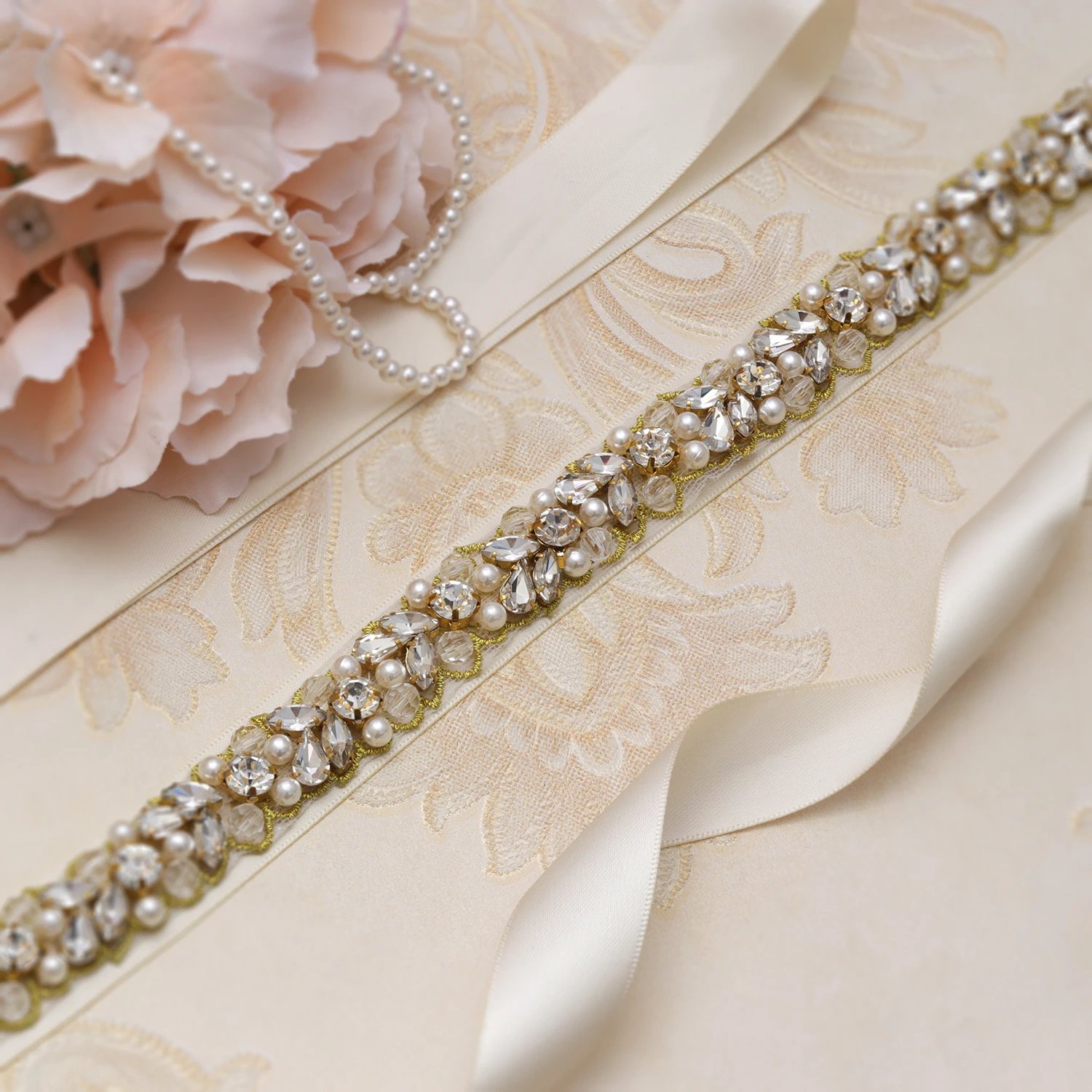 MissRDress Gold Crystal Wedding Belt Handmade Pearls Bridal Sash Rhinestones Ribbons Bridal Belt For Wedding Accessories JK927
MissRDress Gold Crystal Wedding Belt Handmade Pearls Bridal Sash Rhinestones Ribbons Bridal Belt For Wedding Accessories JK927