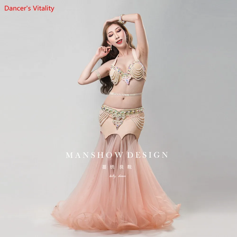 Professional customizationStage Performance Dance Wear Women Belly Dance Clothes Set Belly Dance Costume Set
Professional customizationStage Performance Dance Wear Women Belly Dance Clothes Set Belly Dance Costume Set