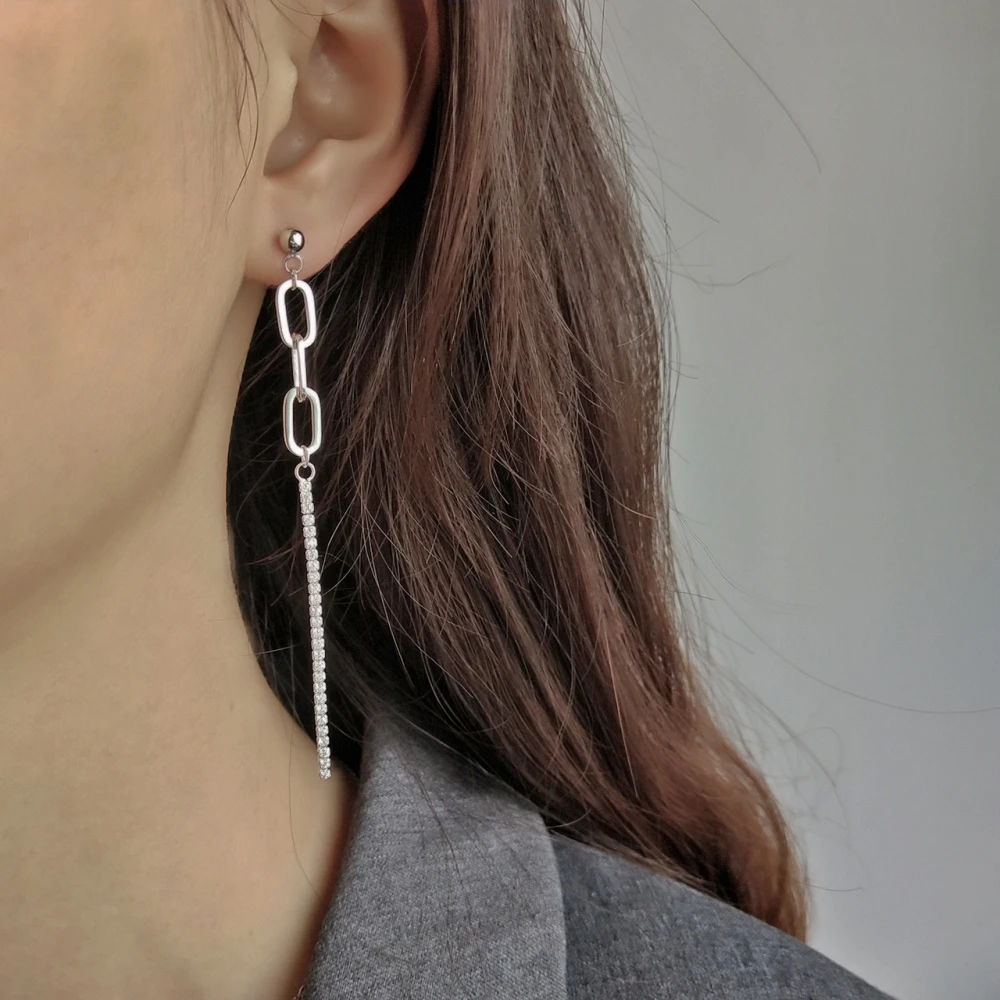 Asymmetrical Irregular Tassel Drop Earrings Mismatched Dangle Earrings Different Chain Earrings With Crystal in 925 Silver
Asymmetrical Irregular Tassel Drop Earrings Mismatched Dangle Earrings Different Chain Earrings With Crystal in 925 Silver