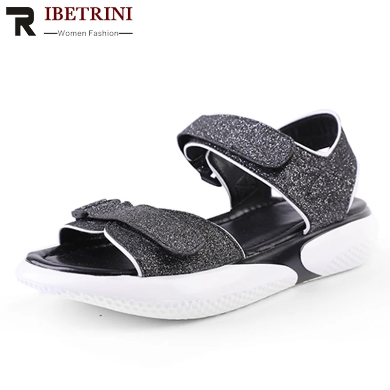 RIBETRINI 2019 Hot Sale Genuine Leather Women Shoes Summer Leisure Sandals Shoes Women
RIBETRINI 2019 Hot Sale Genuine Leather Women Shoes Summer Leisure Sandals Shoes Women