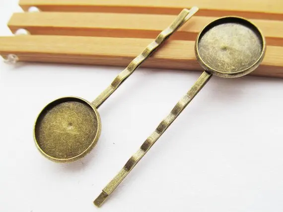 100pcs 18mmx60mm Vintage Antique Bronze Blank Bobby Hair Pin Clip,Round Base Setting,Pendant Charm,fit 16mm Cabochon/Cameo
100pcs 18mmx60mm Vintage Antique Bronze Blank Bobby Hair Pin Clip,Round Base Setting,Pendant Charm,fit 16mm Cabochon/Cameo