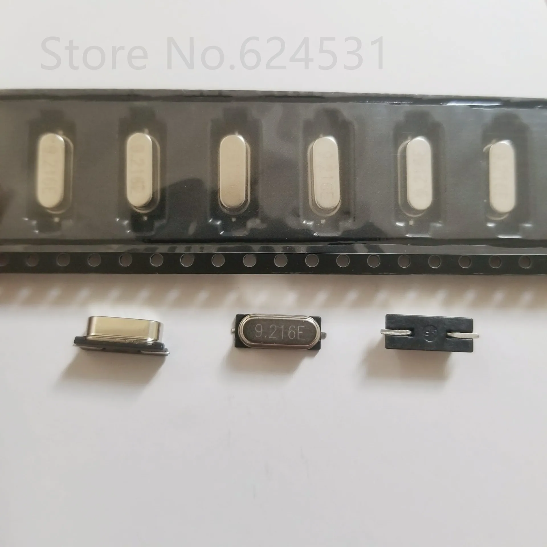 10pcs Quartz crystal resonator crystal oscillator 9.216M 9.216MHZ HC-49SMD patch 2 feet
10pcs Quartz crystal resonator crystal oscillator 9.216M 9.216MHZ HC-49SMD patch 2 feet