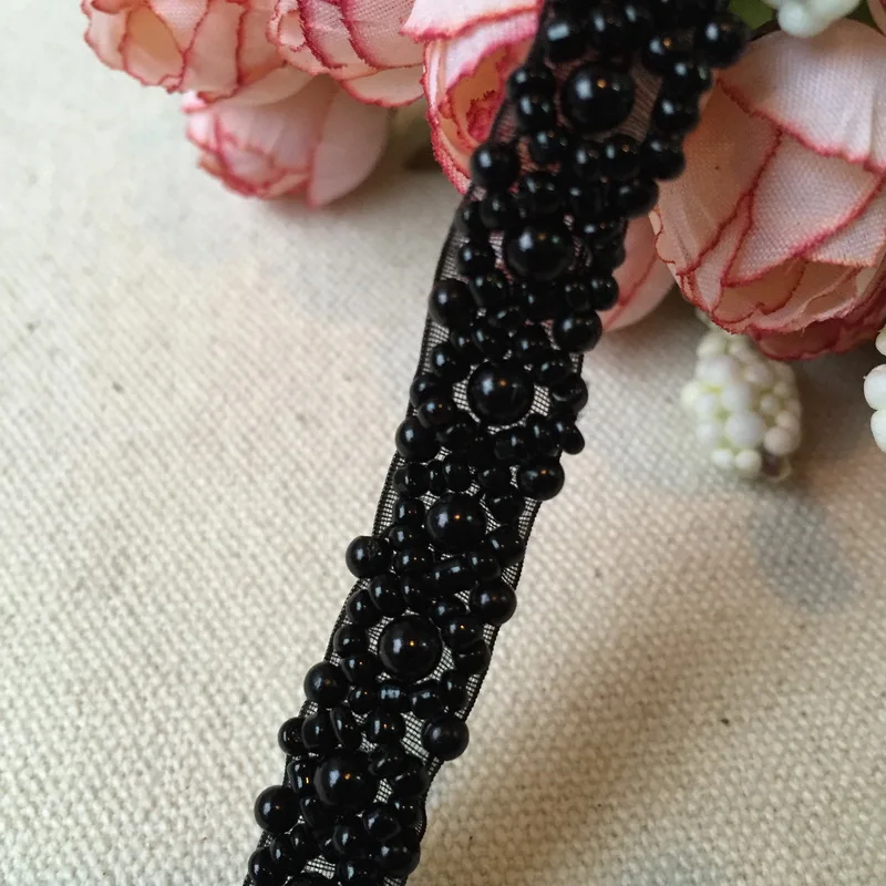 1cm width black pearl beaded trim, wedding gown lace trim, headbands, garment accessories, crafts 3 Yards 
1cm width black pearl beaded trim, wedding gown lace trim, headbands, garment accessories, crafts 3 Yards