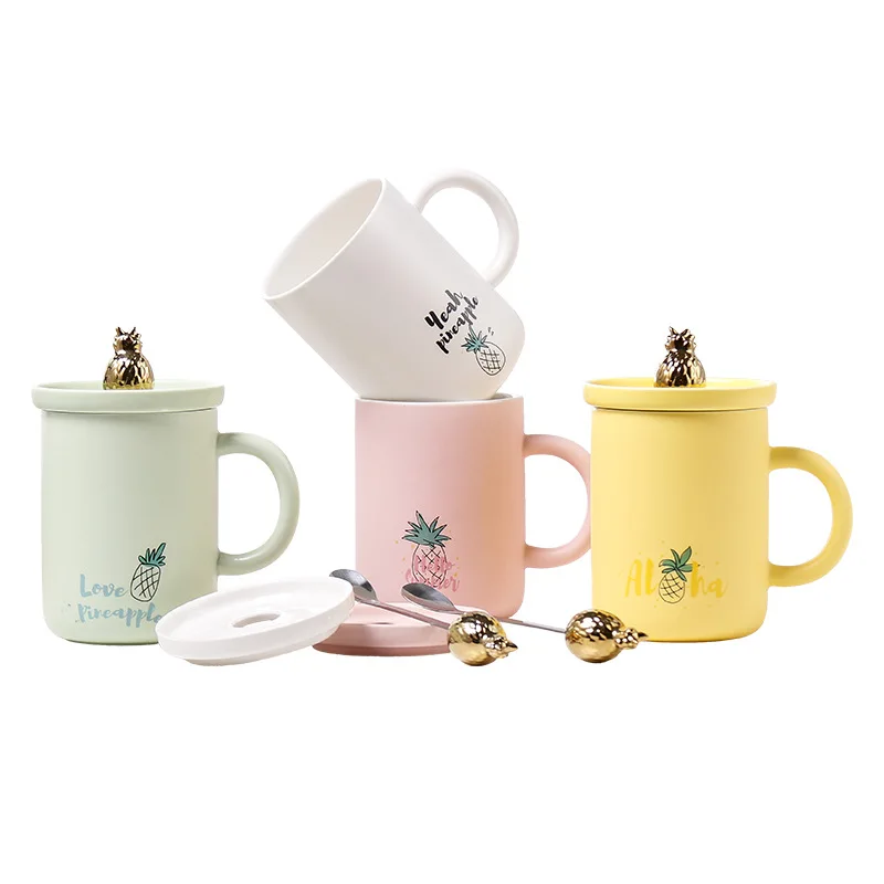 

Fashion pink pineapple mug with gold-plated spoon lid,Porcelain Mugs Fun Tea Cup Drinkware Personality Ceramic Coffee Cup 400ml