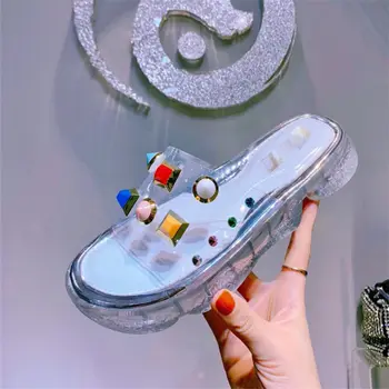 New fashion women's sandals summer hot transparent rivets thick sole single shoes comfortable casual trend wild women's shoes
New fashion women's sandals summer hot transparent rivets thick sole single shoes comfortable casual trend wild women's shoes