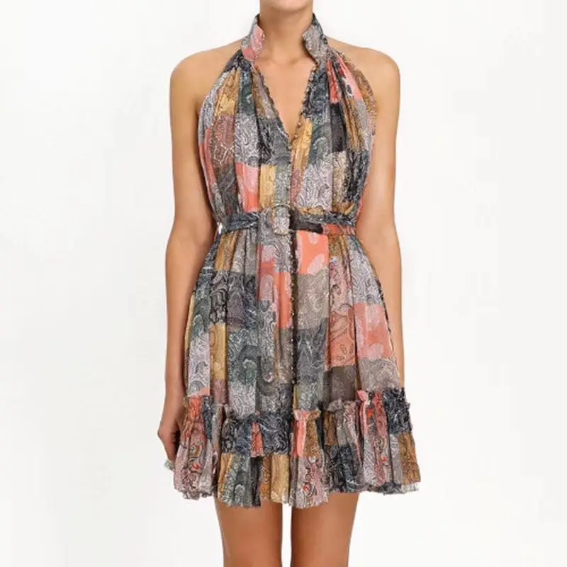 100% Silk Women's Retro Printing Color Matching Golden Button Sleeveless Mini Dress Matching Belt
100% Silk Women's Retro Printing Color Matching Golden Button Sleeveless Mini Dress Matching Belt