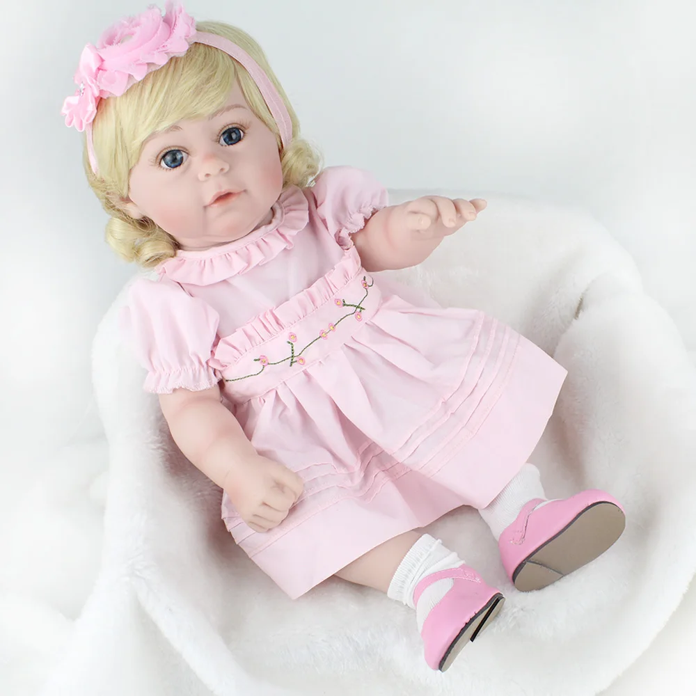 43cm small Size Reborn Toddler Doll Toy real beautiful Golden curls Princess Baby With pink clothes Alive Bebe Girl Birthday Gif
43cm small Size Reborn Toddler Doll Toy real beautiful Golden curls Princess Baby With pink clothes Alive Bebe Girl Birthday Gif