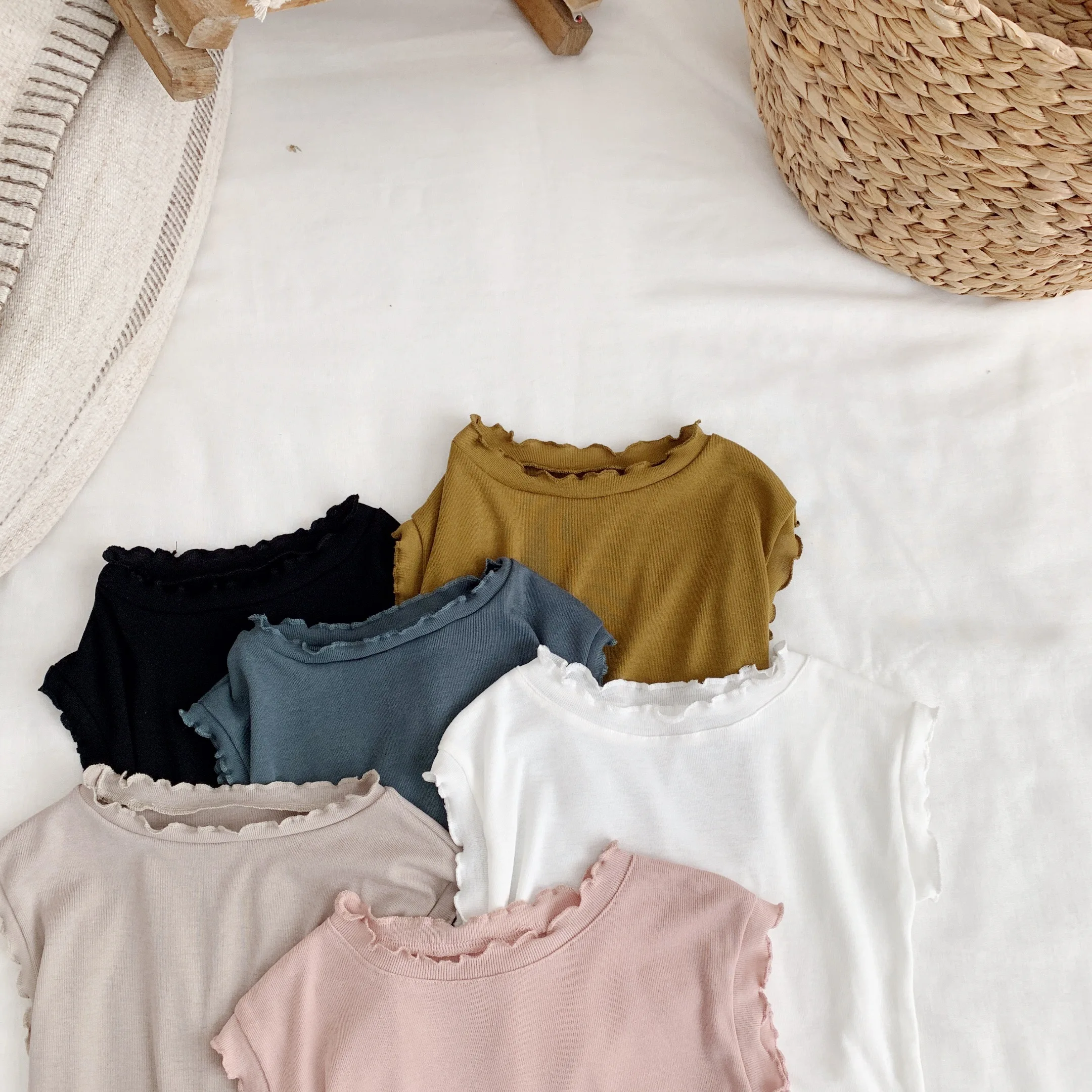 Children's Summer Clothes 2019 New Boys and Girls' Ruffles Short Sleeves T-shirts Girls' Pure Blouses 2-6y Kids Leisure Clothes
Children's Summer Clothes 2019 New Boys and Girls' Ruffles Short Sleeves T-shirts Girls' Pure Blouses 2-6y Kids Leisure Clothes