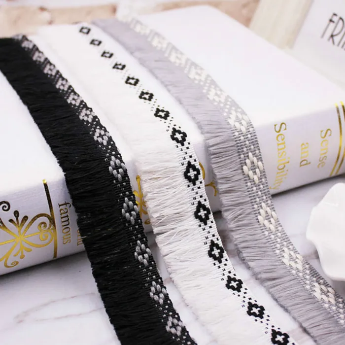 10 Yards/lot Ethnic Tassel Fringe Beautiful Fringe for Handmade Curtains Table Cloth Bedding Apparels Decoration Sewing Supply
10 Yards/lot Ethnic Tassel Fringe Beautiful Fringe for Handmade Curtains Table Cloth Bedding Apparels Decoration Sewing Supply