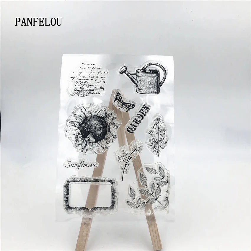 PANFELOU Watering the garden Transparent Silicone Rubber Clear Stamps cartoon for Scrapbooking/DIY Christmas wedding album
PANFELOU Watering the garden Transparent Silicone Rubber Clear Stamps cartoon for Scrapbooking/DIY Christmas wedding album