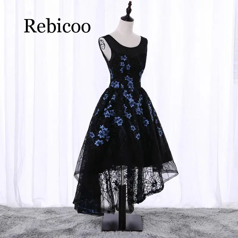 Rebicoo 2019 Sexy Black Halter Sleeveless High-Low Lace Embroidered Knee Length Dress Short Front Long dress
Rebicoo 2019 Sexy Black Halter Sleeveless High-Low Lace Embroidered Knee Length Dress Short Front Long dress