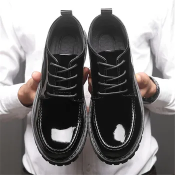 new luxury Brand Classic Man Pointed Toe Business Dress Shoes Mens Patent Leather Black Wedding Shoes Oxford Formal casual shoes
new luxury Brand Classic Man Pointed Toe Business Dress Shoes Mens Patent Leather Black Wedding Shoes Oxford Formal casual shoes