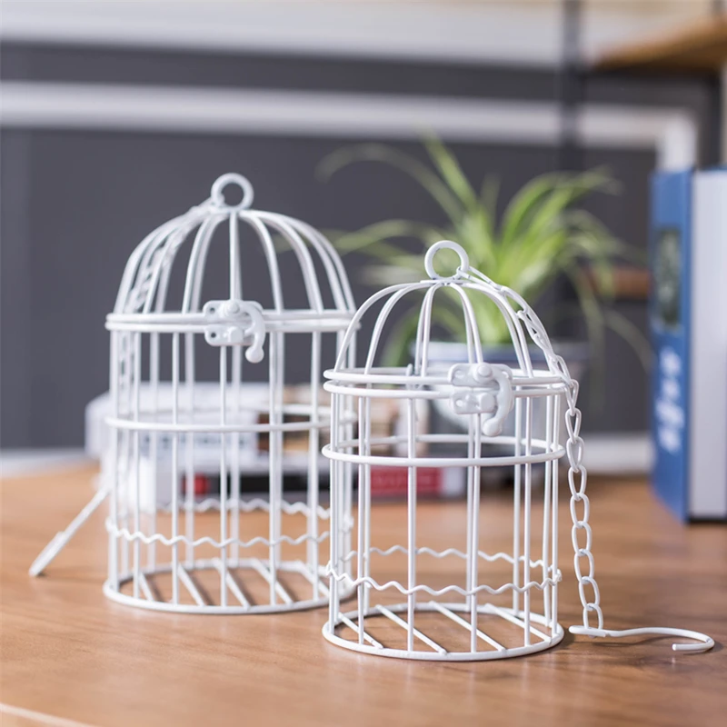 European Style Decorative Bird Cage Window Ornaments White Photography Props Handing Hotel Wedding Cage With Chian
European Style Decorative Bird Cage Window Ornaments White Photography Props Handing Hotel Wedding Cage With Chian