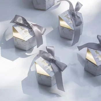 200pcs New Creative Marbling style Candy Boxes Wedding Favors Party Supplies Baby Shower thanks Gift Box
200pcs New Creative Marbling style Candy Boxes Wedding Favors Party Supplies Baby Shower thanks Gift Box