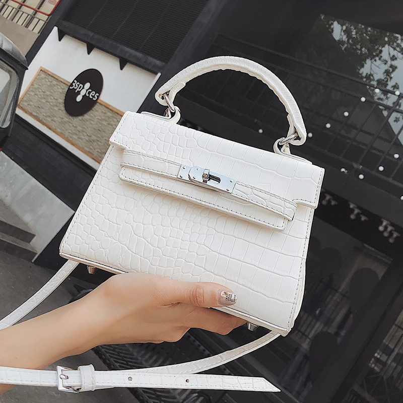 2019 women totes mini solid rivet lock alligator handbag ladies evening clutch shoulder crossbody messenger bag
2019 women totes mini solid rivet lock alligator handbag ladies evening clutch shoulder crossbody messenger bag