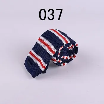 Lingyao HOT Sale knitting tie Excellent woven Knitted necktie Popular knit gravata
Lingyao HOT Sale knitting tie Excellent woven Knitted necktie Popular knit gravata