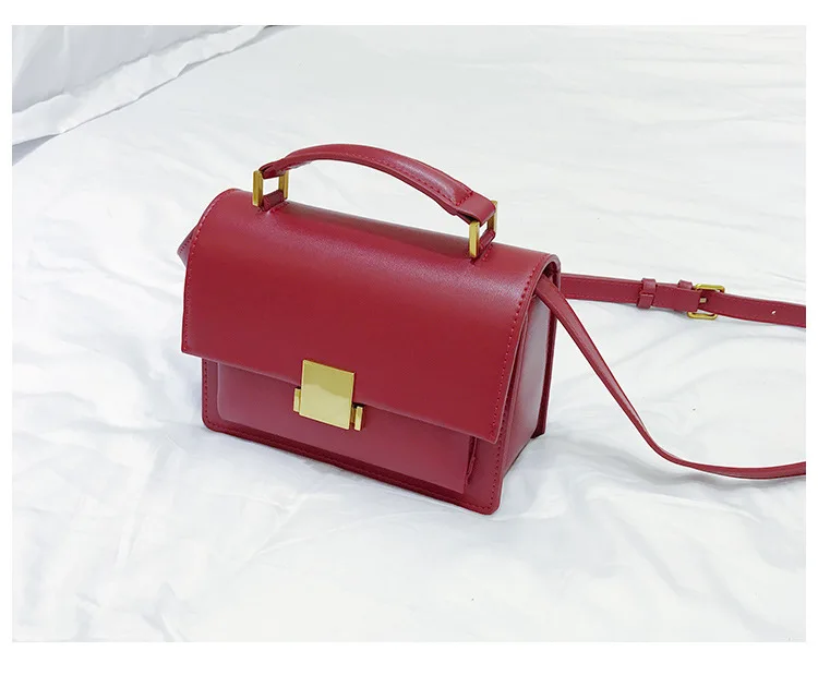 2018 New Satchel Mini Mini Bag, Korean Version, Joker, Shoulder Bag, Women's Bag.
2018 New Satchel Mini Mini Bag, Korean Version, Joker, Shoulder Bag, Women's Bag.