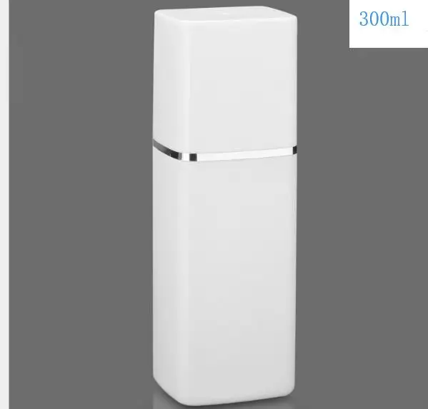 1pcs 300ml Square Shaped PETG Pump Refillable Bottle Bath Lotion Shampoo Container Portable Living and Travel Essential Supplies
1pcs 300ml Square Shaped PETG Pump Refillable Bottle Bath Lotion Shampoo Container Portable Living and Travel Essential Supplies