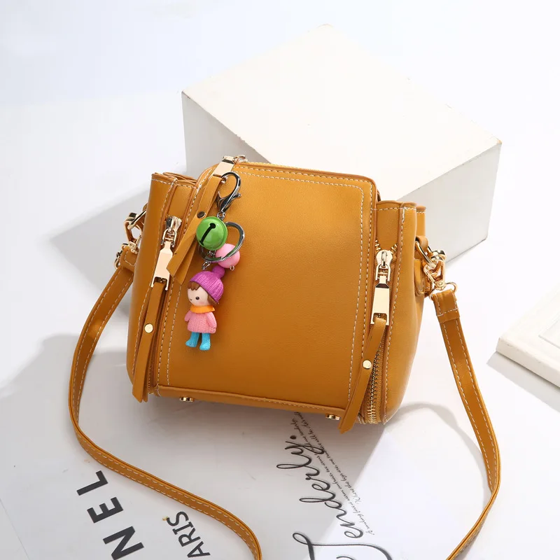 Women Bags 2019 Luxury Brand Designer Woman Handbags High Capacity Female Shoulder Bag with Cute Cartoon Character Fashion Tote
Women Bags 2019 Luxury Brand Designer Woman Handbags High Capacity Female Shoulder Bag with Cute Cartoon Character Fashion Tote