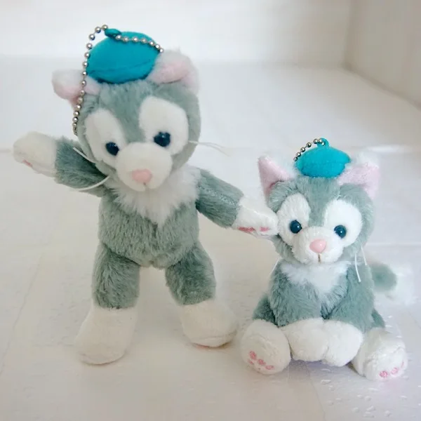 Cute 1pcs Duffy Bear Shelliemay Friend Gelatoni Kawaii Cartoon Cat Plush Doll Pendant Keychain Bag Pendant Girls Birthday Gift
Cute 1pcs Duffy Bear Shelliemay Friend Gelatoni Kawaii Cartoon Cat Plush Doll Pendant Keychain Bag Pendant Girls Birthday Gift
