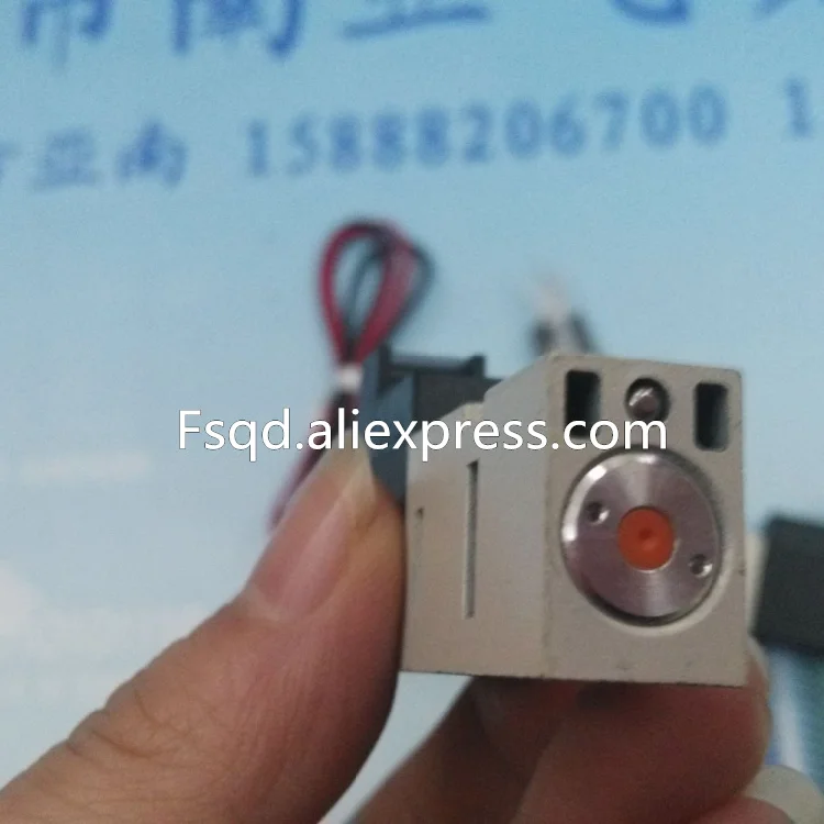 VQD1151U-5M-X9 VQ110-5L VQ110U-5L VQ110-5LO VQ110U-5LO VQ110-5M SMC solenoid valve electromagnetic valve pneumatic component
VQD1151U-5M-X9 VQ110-5L VQ110U-5L VQ110-5LO VQ110U-5LO VQ110-5M SMC solenoid valve electromagnetic valve pneumatic component