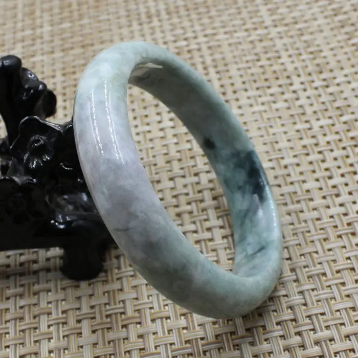 3464 Certified Grade "A" Natural Green Jadeite Jade Gems Bracelet Bangle 62mm 10.20 40
3464 Certified Grade "A" Natural Green Jadeite Jade Gems Bracelet Bangle 62mm 10.20 40