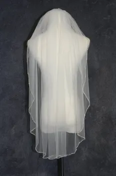 Wedding Veil, 1 Layer, Beaed Wedding Veil, Bridal Veil in Ivory and White, Fingertip Length, Length
Wedding Veil, 1 Layer, Beaed Wedding Veil, Bridal Veil in Ivory and White, Fingertip Length, Length