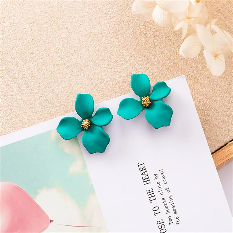 EAR2261