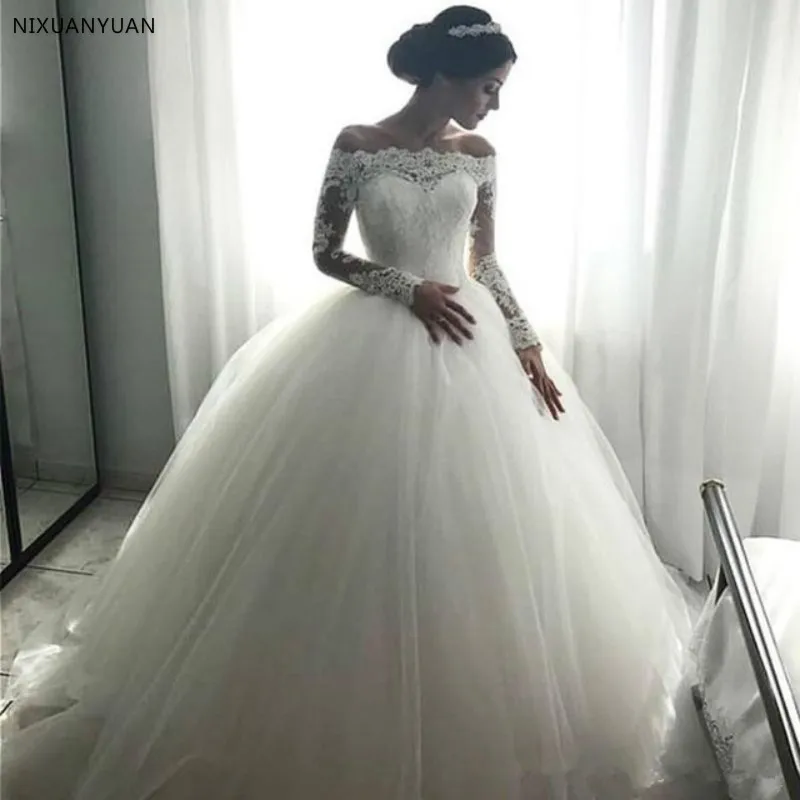 Elegant Off Shoulder Long Sleeves Ball Gown Wedding Dresses Boat Neck Appliques Tulle Floor Length 2019 Bridal Dresses
Elegant Off Shoulder Long Sleeves Ball Gown Wedding Dresses Boat Neck Appliques Tulle Floor Length 2019 Bridal Dresses