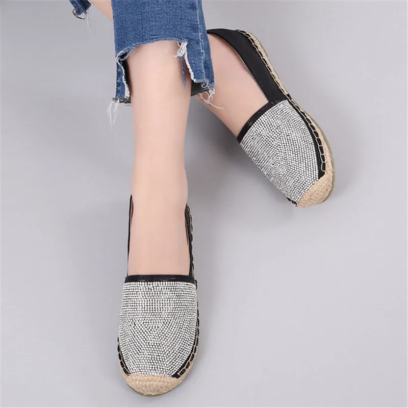 Big Size Women Fisherman Shoes Sequin Crystal Loafers Breathable Quality Female Non-Slip Shoes Round Toe Girls espadrilles
Big Size Women Fisherman Shoes Sequin Crystal Loafers Breathable Quality Female Non-Slip Shoes Round Toe Girls espadrilles