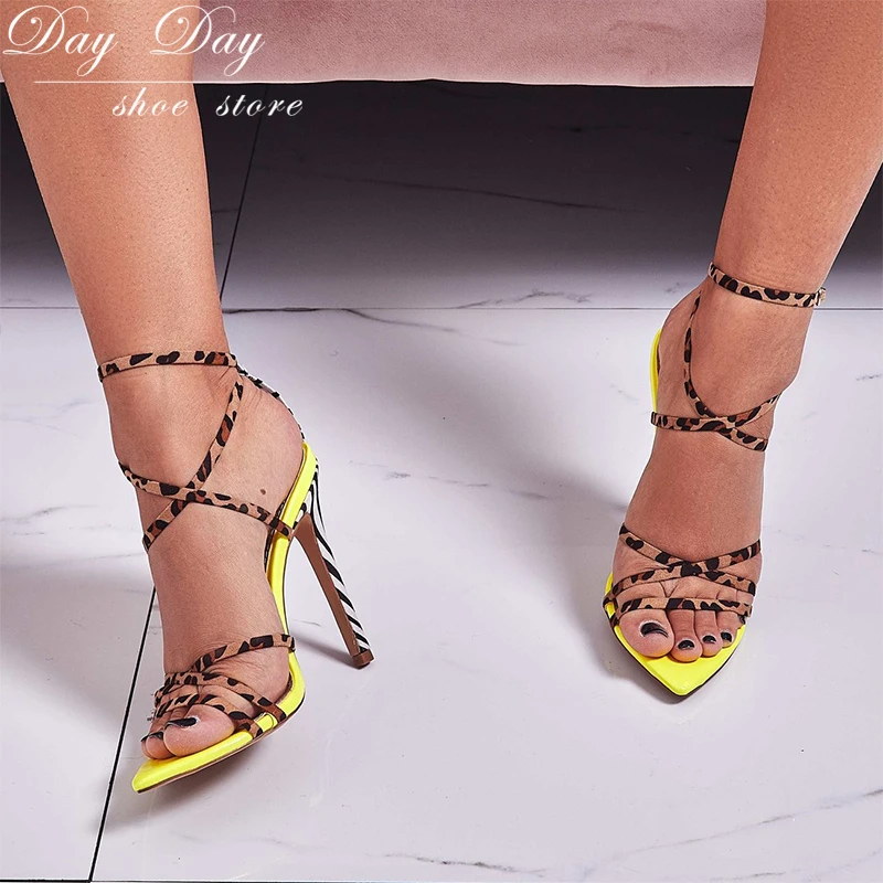 Sandals Woman 2018 New Ankle Simple Cross strap Buckle Female Super High Heels Sandalias Sexy Fashion Summer Women's Sandals
Sandals Woman 2018 New Ankle Simple Cross strap Buckle Female Super High Heels Sandalias Sexy Fashion Summer Women's Sandals