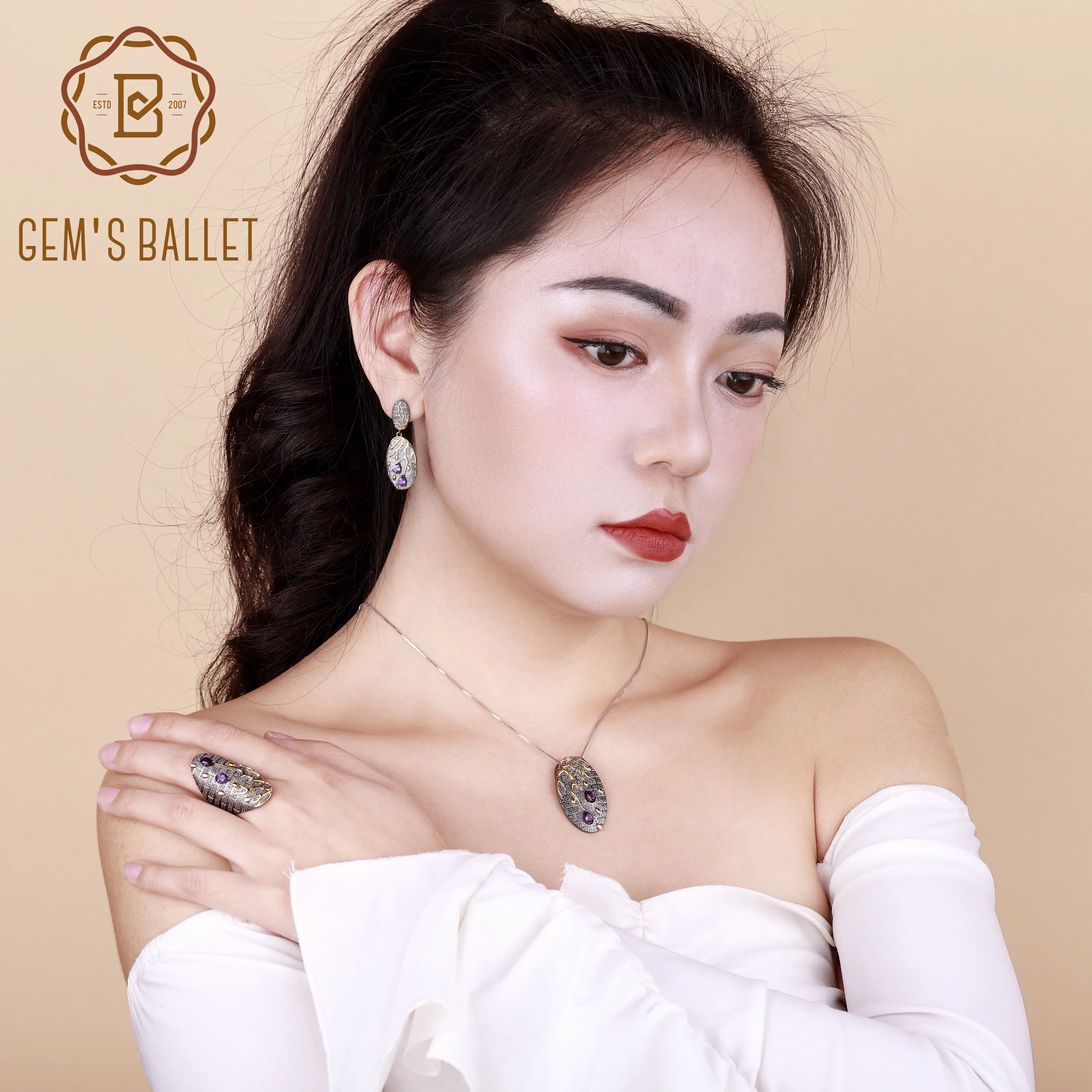 GEM'S BALLET Natural Amethyst Branch Floral Jewelry Set Original 925 Sterling Silver Ring Earrings Pendant Sets For Women Party
GEM'S BALLET Natural Amethyst Branch Floral Jewelry Set Original 925 Sterling Silver Ring Earrings Pendant Sets For Women Party