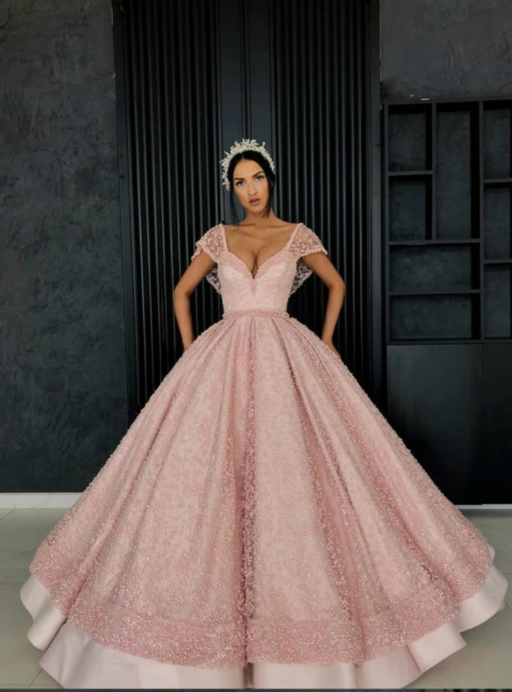 Nude Pink Cap Sleeve Quinceanera Dresses Satin Beaded Prom Ball Gown Deep V Neck Backless Floor Length Vestidos De 15 Anos 2019
Nude Pink Cap Sleeve Quinceanera Dresses Satin Beaded Prom Ball Gown Deep V Neck Backless Floor Length Vestidos De 15 Anos 2019