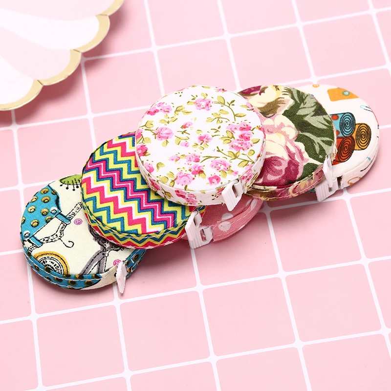 Colorful Print Tape Measure Portable Body Fitness Measuring Retractable Ruler Accurate Centimeter Sewing Tapeline 150cm/60in
Colorful Print Tape Measure Portable Body Fitness Measuring Retractable Ruler Accurate Centimeter Sewing Tapeline 150cm/60in