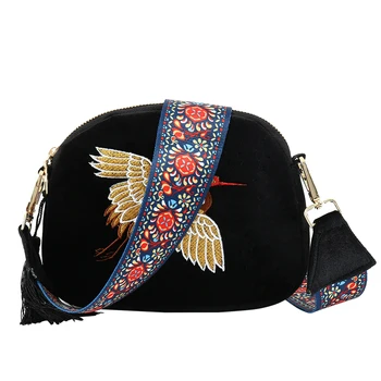 Fashion Mini Velvet Embroidery Crane Shell Bag Wild Strap Fashion Shoulder Bags Designer Tassel Vintage Crossbody Bag
Fashion Mini Velvet Embroidery Crane Shell Bag Wild Strap Fashion Shoulder Bags Designer Tassel Vintage Crossbody Bag