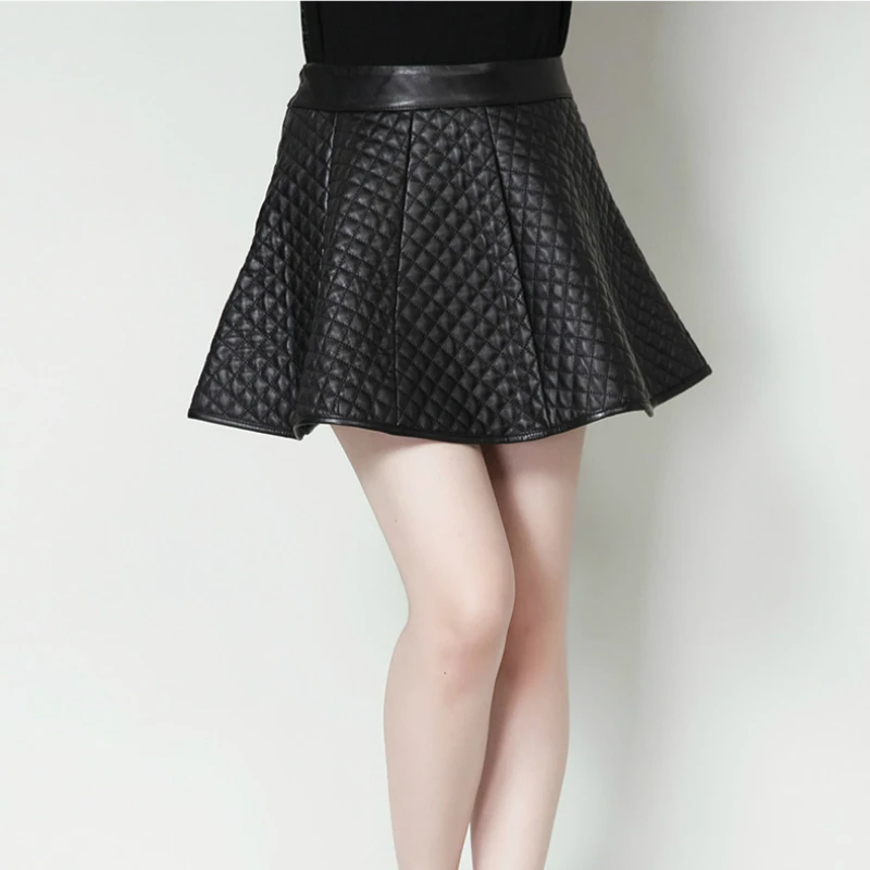 2019 new autumn and winter Fashion casual sexy thick real leather female women girls mini skirts clothes 79110
2019 new autumn and winter Fashion casual sexy thick real leather female women girls mini skirts clothes 79110