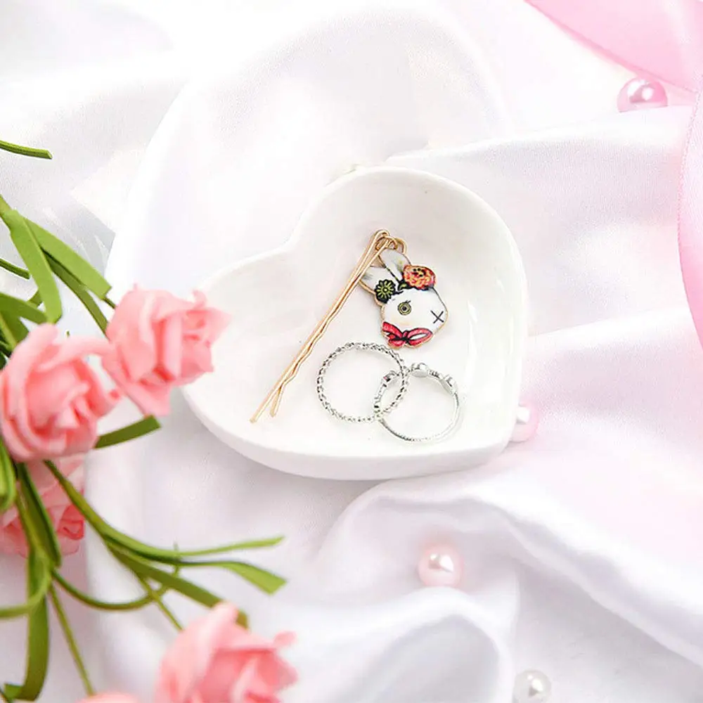 Super Cute Heart Sharpe Ceramic Sauce Dish diameter 12cm big size Condiment Dishes/Sushi Soy Dipping Bowl,Snack Serving Dishes
Super Cute Heart Sharpe Ceramic Sauce Dish diameter 12cm big size Condiment Dishes/Sushi Soy Dipping Bowl,Snack Serving Dishes