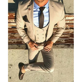 2018 new khaki vestido de festa Double Breasted vest Men Suit Slim Fit 3 Pieces Tuxedo Custom mens suits Blazer Terno Masculino
2018 new khaki vestido de festa Double Breasted vest Men Suit Slim Fit 3 Pieces Tuxedo Custom mens suits Blazer Terno Masculino