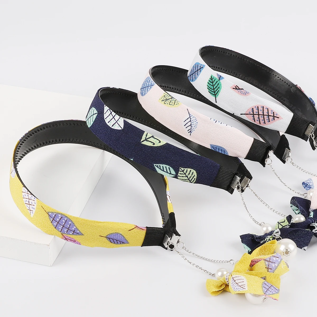 Women's Fashion Simulated Pearl Bowknot Hair Bands Accessories Headwear Ribbon Bow Tie Floral Headbands Cute Headdress
Women's Fashion Simulated Pearl Bowknot Hair Bands Accessories Headwear Ribbon Bow Tie Floral Headbands Cute Headdress