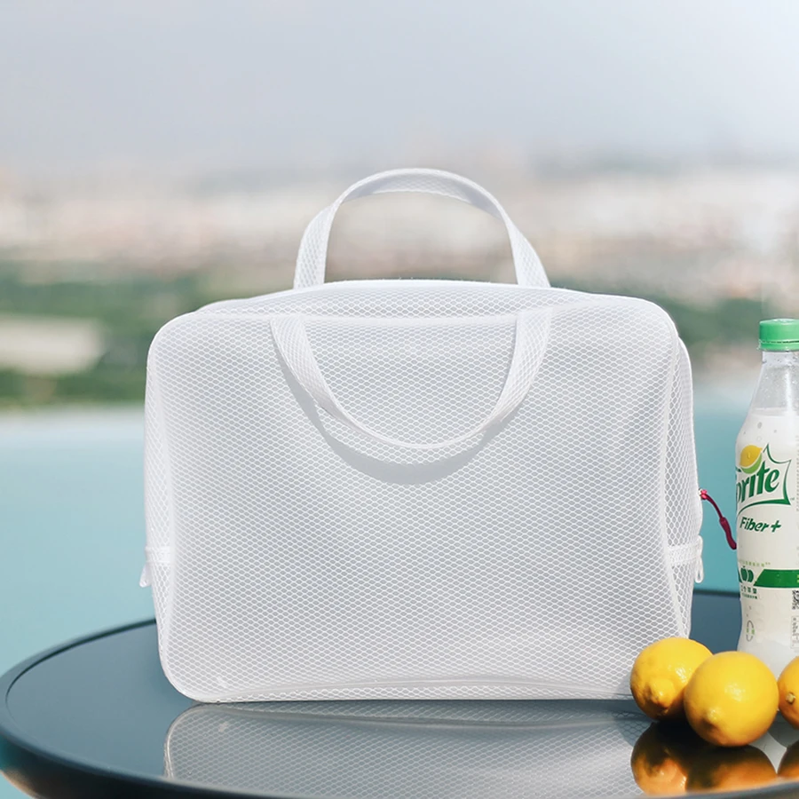 White Waterproof Mesh Swimming Bags For Girls Sac Zip Lock Plastic Bags Maquiagem Rangement Enfant Luggage Dolap Organizer 60A24
White Waterproof Mesh Swimming Bags For Girls Sac Zip Lock Plastic Bags Maquiagem Rangement Enfant Luggage Dolap Organizer 60A24