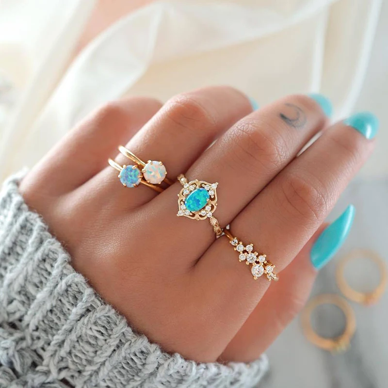 4 Pcs/ Set Vintage Hollow Round Geometric Crown Colored Gem Gold Joint Ring Women Simple Classic Party Jewelry Accessories
4 Pcs/ Set Vintage Hollow Round Geometric Crown Colored Gem Gold Joint Ring Women Simple Classic Party Jewelry Accessories