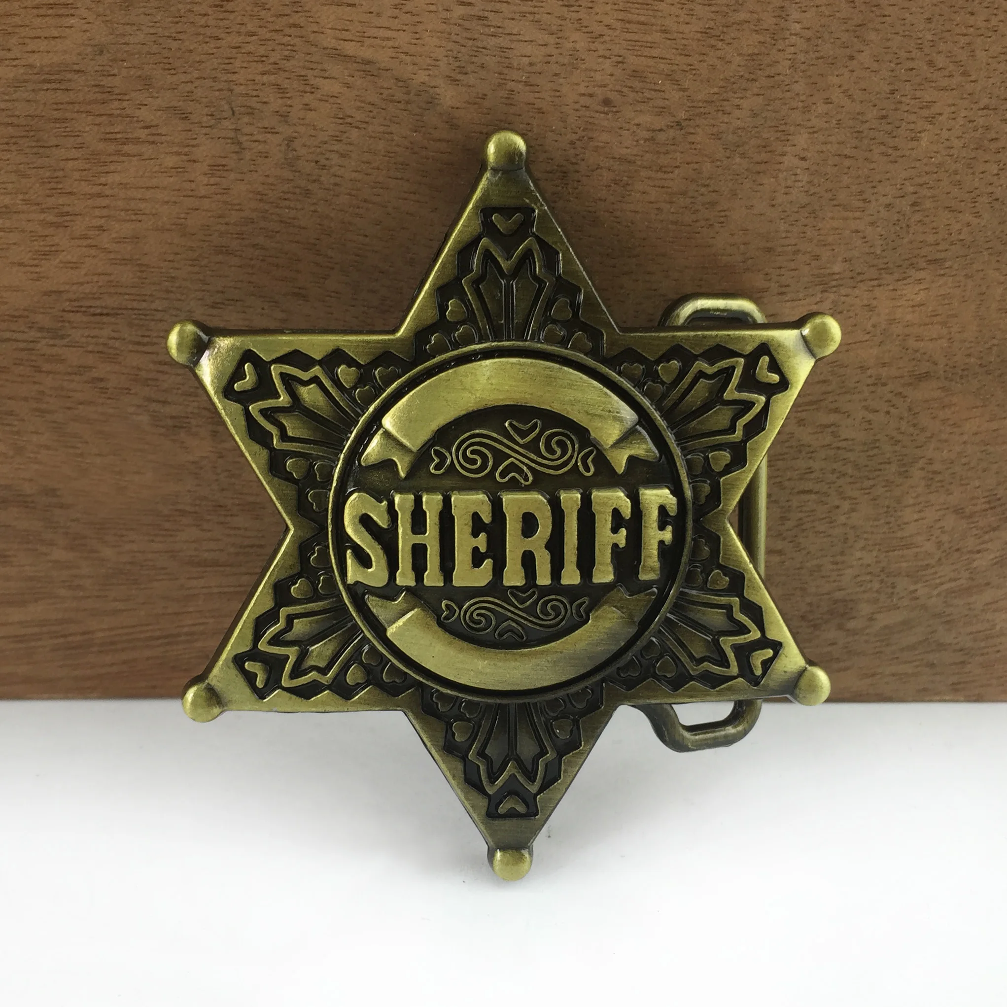 BuckleClub wholesale retro SHERIFF belt buckle western jeans gift belt buckle FP-03373-1 antique brass FINISH for men
BuckleClub wholesale retro SHERIFF belt buckle western jeans gift belt buckle FP-03373-1 antique brass FINISH for men