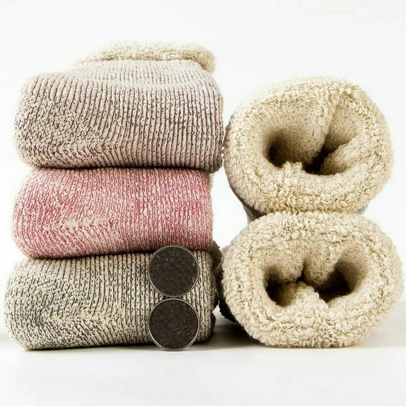 Autumn and winter new Japanese warm and velvet retro can not afford the ball cotton thickening female tube terry socks
Autumn and winter new Japanese warm and velvet retro can not afford the ball cotton thickening female tube terry socks