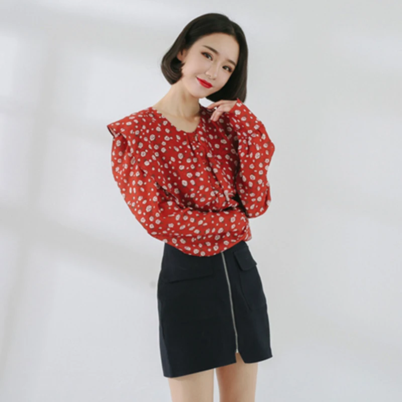 HziriP Tops Spring Summer New Chiffon Ruffles Polka Dot Women Shirt Female 2018 O-neck Ruffles Pullover Long-sleeved Sweet Slim
HziriP Tops Spring Summer New Chiffon Ruffles Polka Dot Women Shirt Female 2018 O-neck Ruffles Pullover Long-sleeved Sweet Slim